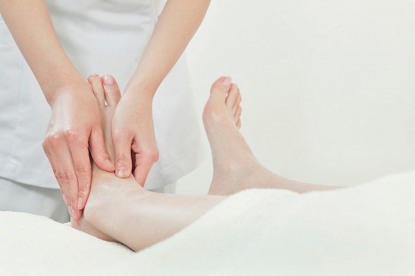 Massage chân tốt cho sức khỏe bà bầu