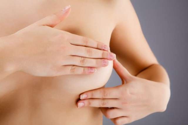 Phương pháp massage ngực vào buổi sáng và tối