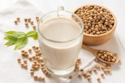 Uống sữa đậu nành có tác dụng gì với sức khỏe?