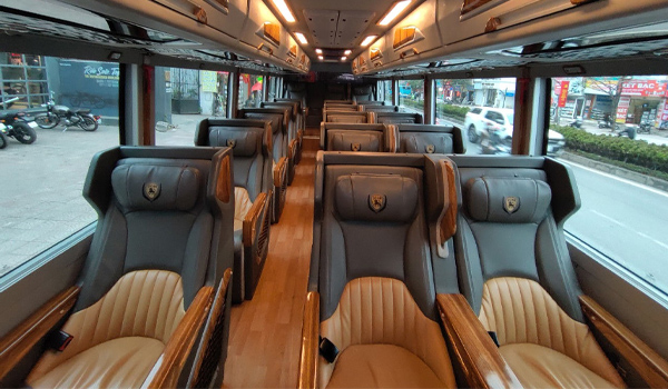 Các dòng xe 18 chỗ hiện đại thường được trang bị đầy đủ tiện nghi