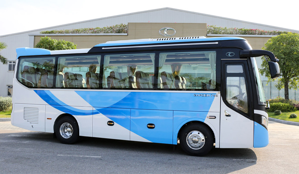 Xe 34 chỗ là lựa chọn hàng đầu của các đoàn khách có từ 28 - 33 người