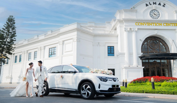 Dịch vụ cho thuê xe cưới thường được thiết kế trọn gói