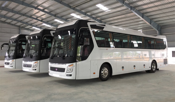 Thuê xe đưa đón công nhân viên đảm bảo thời gian làm việc ổn định