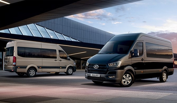 Xe 16 chỗ là lựa chọn phổ biến cho các chuyến du lịch nhóm từ 10 - 15 người