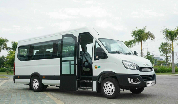 Dịch vụ cho thuê xe 16 chỗ lễ 2/9 có tài xế giúp hành trình của bạn thêm an toàn & tiết kiệm thời gian