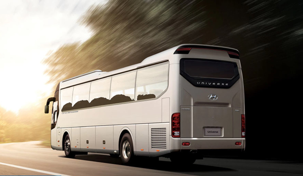 Dòng xe 45 chỗ cao cấp với thiết kế sang trọng & trang bị hiện đại