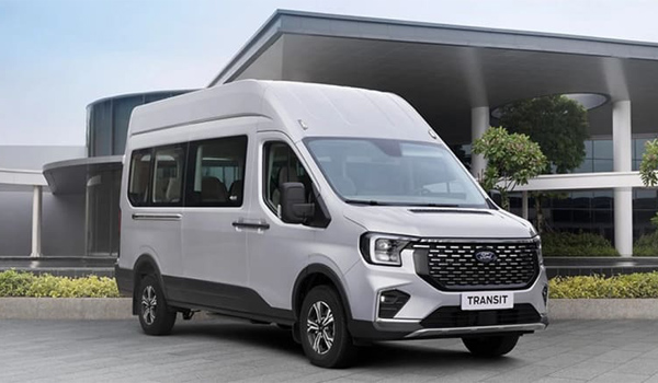 Các dòng xe đời mới với nội thất sang trọng, tiện nghi hiện đại sẽ có giá thuê cao hơn các dòng xe đời cũ